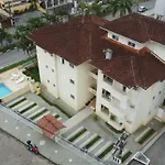 Apto encantador muito bem localizado no Itaguá!